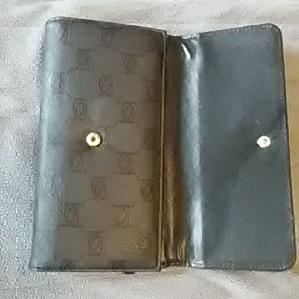 Wallet - Picture 3 of 4
